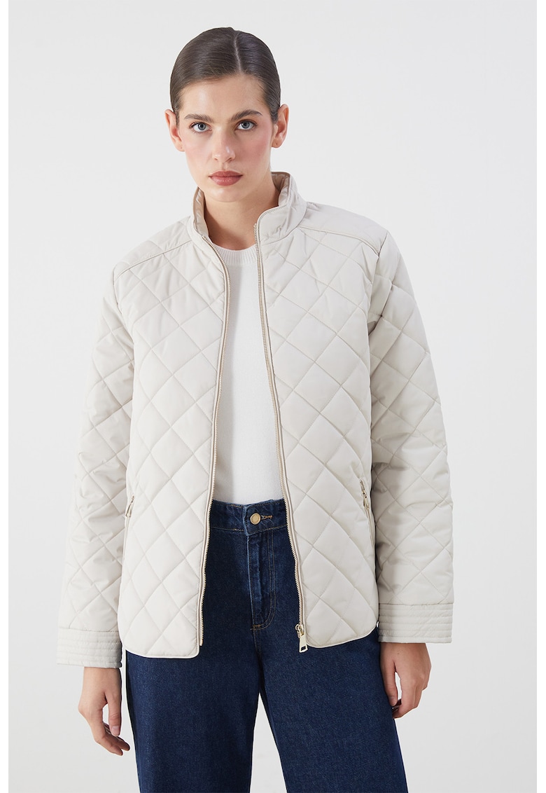 Капитонирано яке с джобове с цип LC WAIKIKI