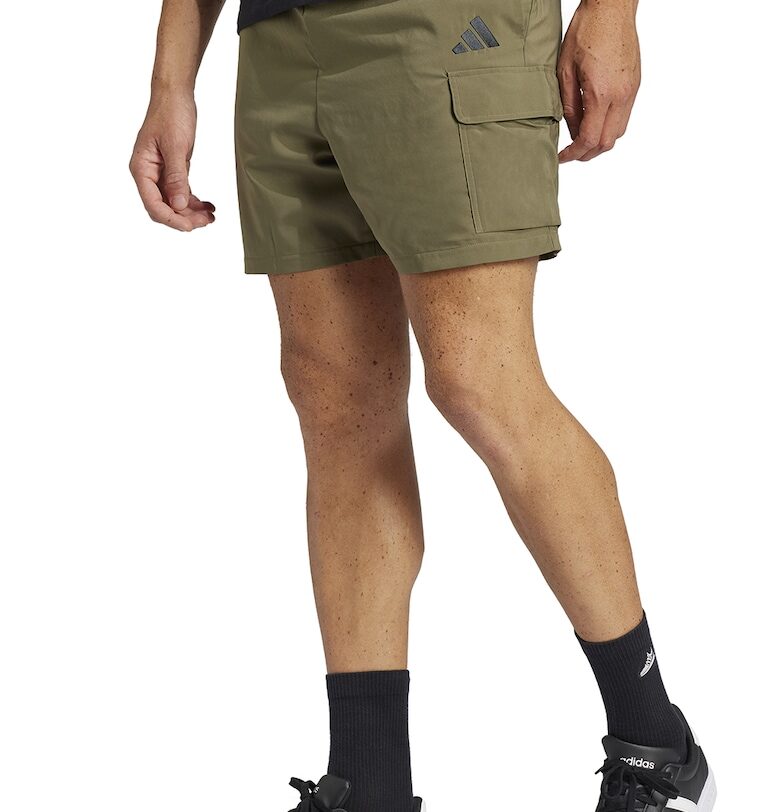 Карго къс панталон Essentials Chelsea adidas Sportswear