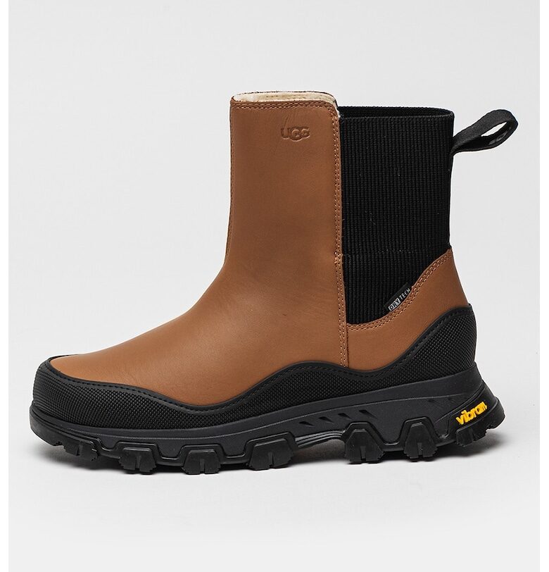Кожени боти Metrotrek тип Chelsea UGG