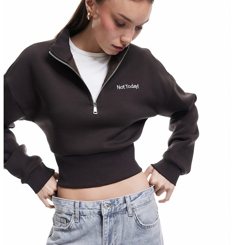 Къс пуловер с цепка с цип KOTON