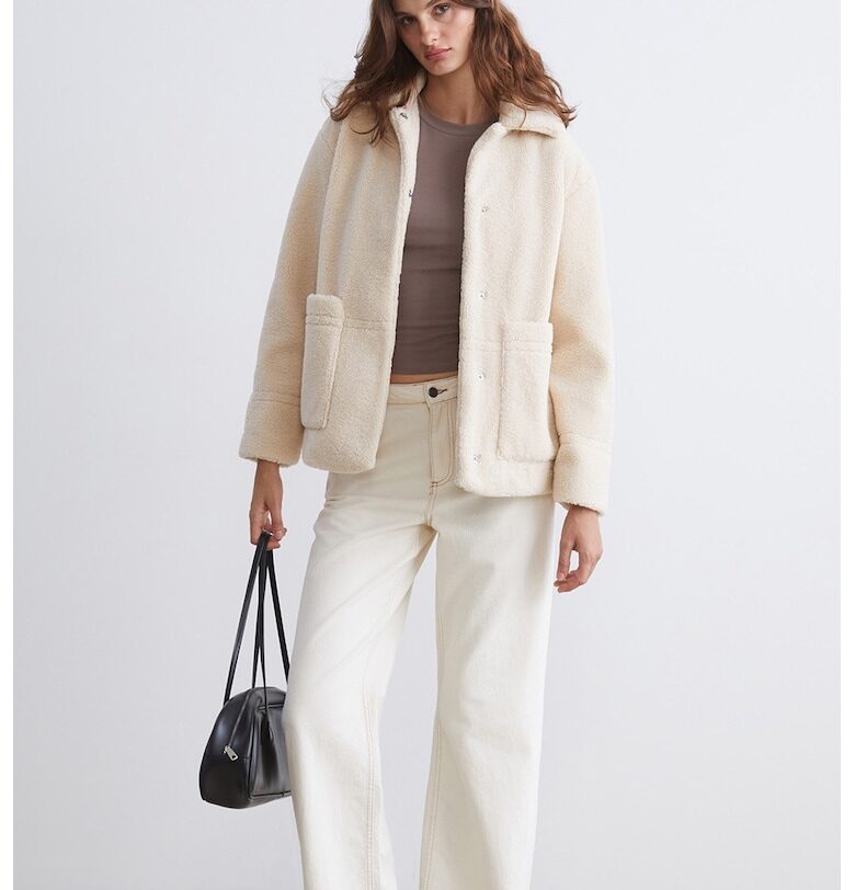 Късо палто с капси LC WAIKIKI