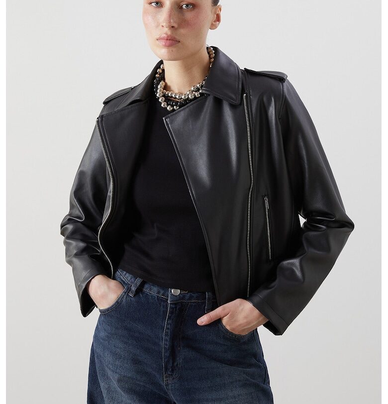 Късо яке от еко кожа LC WAIKIKI