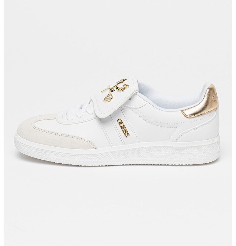 Маратонки с метални декорации GUESS