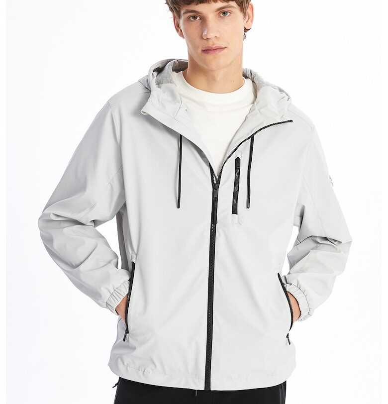 Олекотено яке с джобове с цип LC WAIKIKI