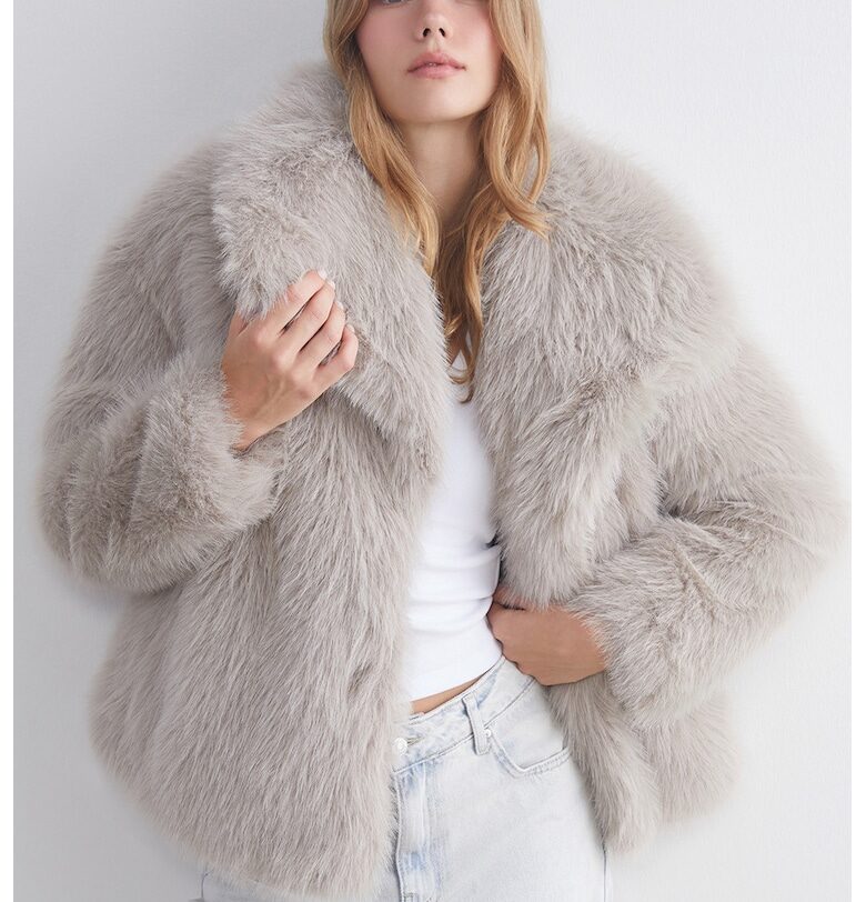 Палто от еко пух с капси LC WAIKIKI