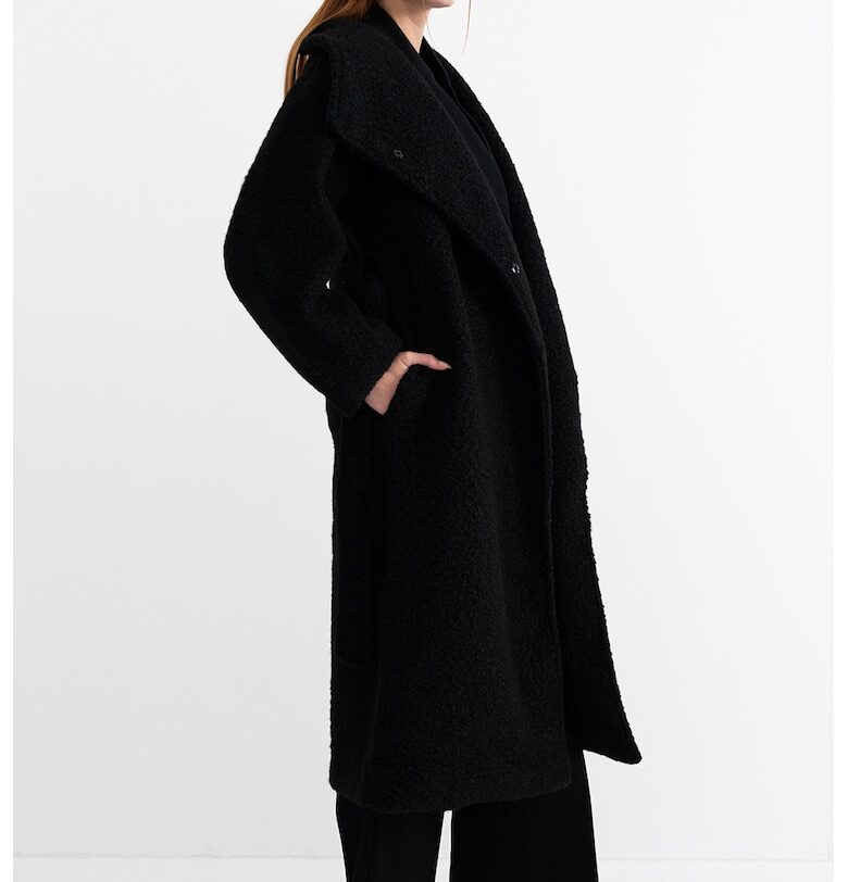 Палто с джобове встрани и връзка Gina Tricot