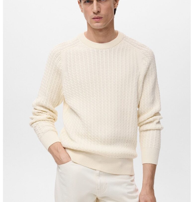 Памучен пуловер с овално деколте Mango