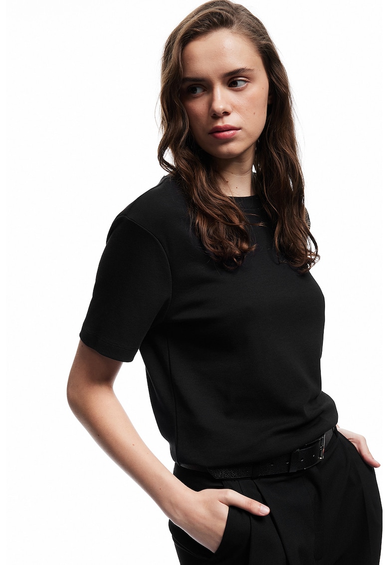 Памучна тениска с овално деколте KOTON