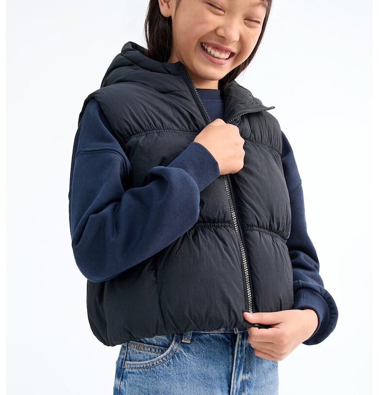 Подплатен елек с качулка Mango