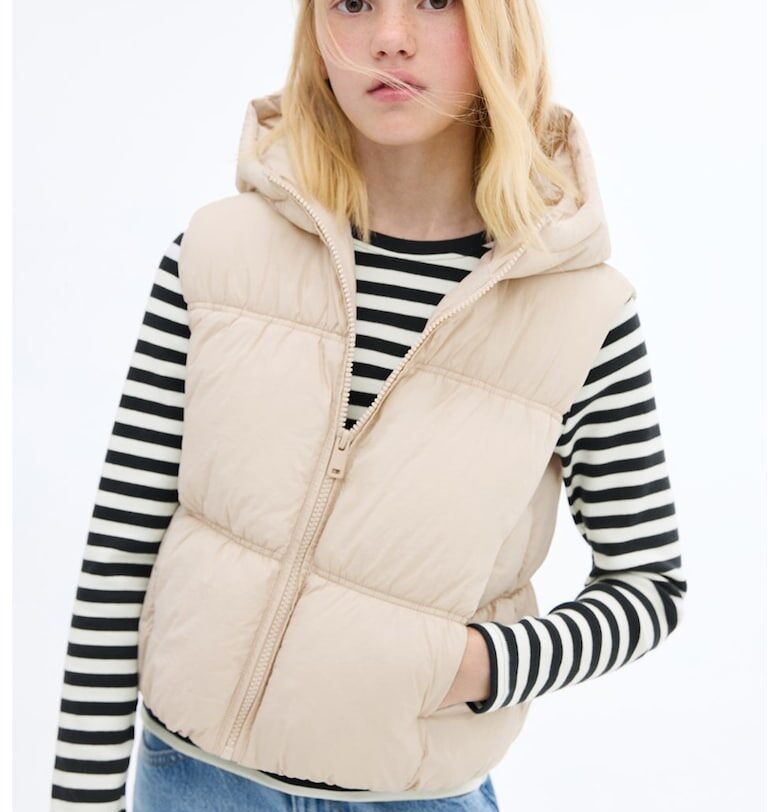 Подплатен елек с качулка Mango