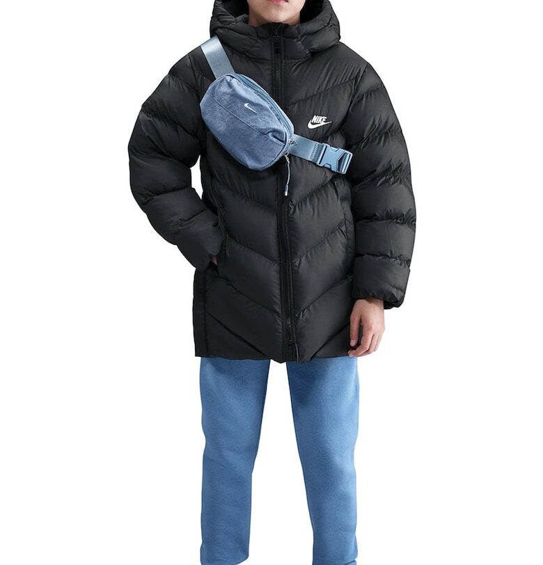 Подплатено зимно яке с джобове Nike