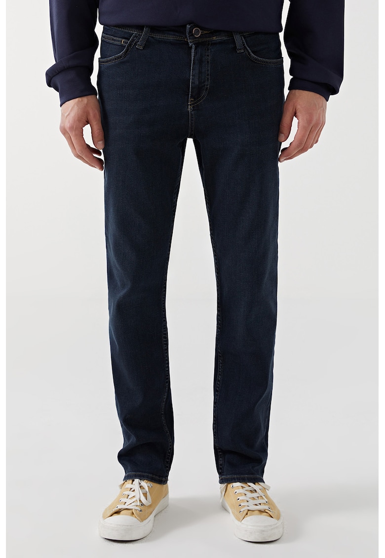 Прави дънки LC WAIKIKI