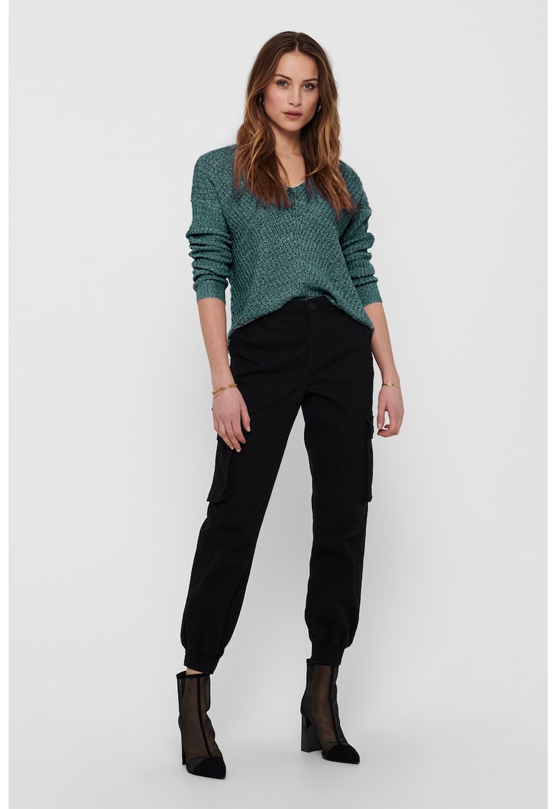 Пуловер New Megan с шпиц и паднали ръкави JdY