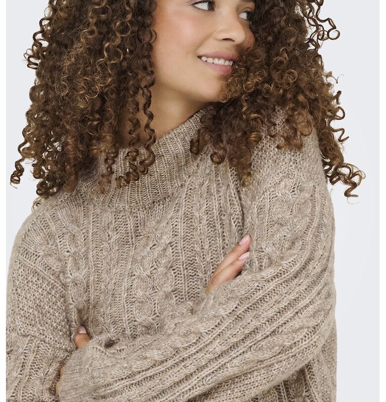 Пуловер с вълна с плетка осморка Only