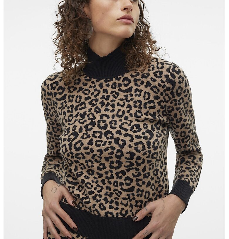Пуловер с животински принт Vero Moda