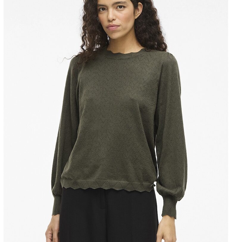 Пуловер с овално деколте и отвори Vila