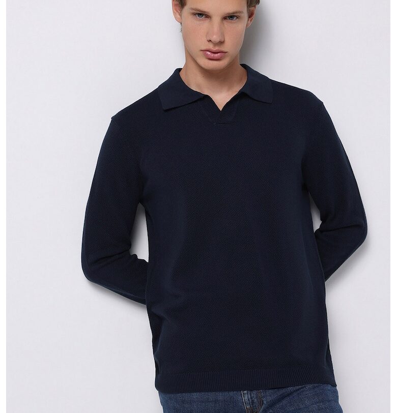 Пуловер с яка COLINS