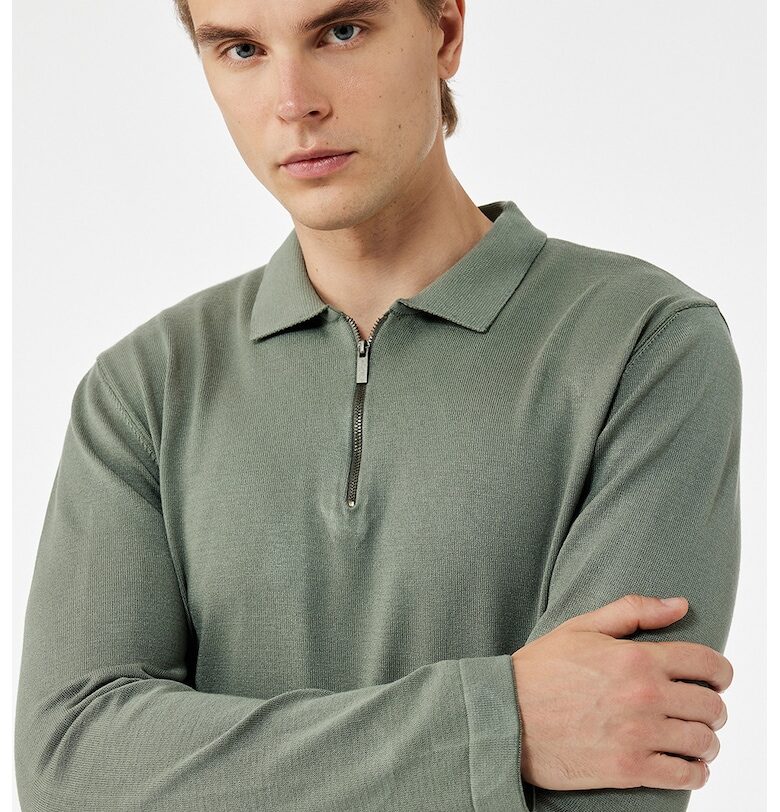 Пуловер с яка и цип KOTON