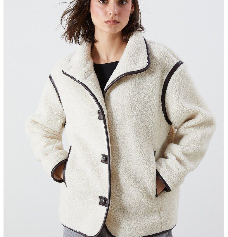 Пухено яке LC WAIKIKI