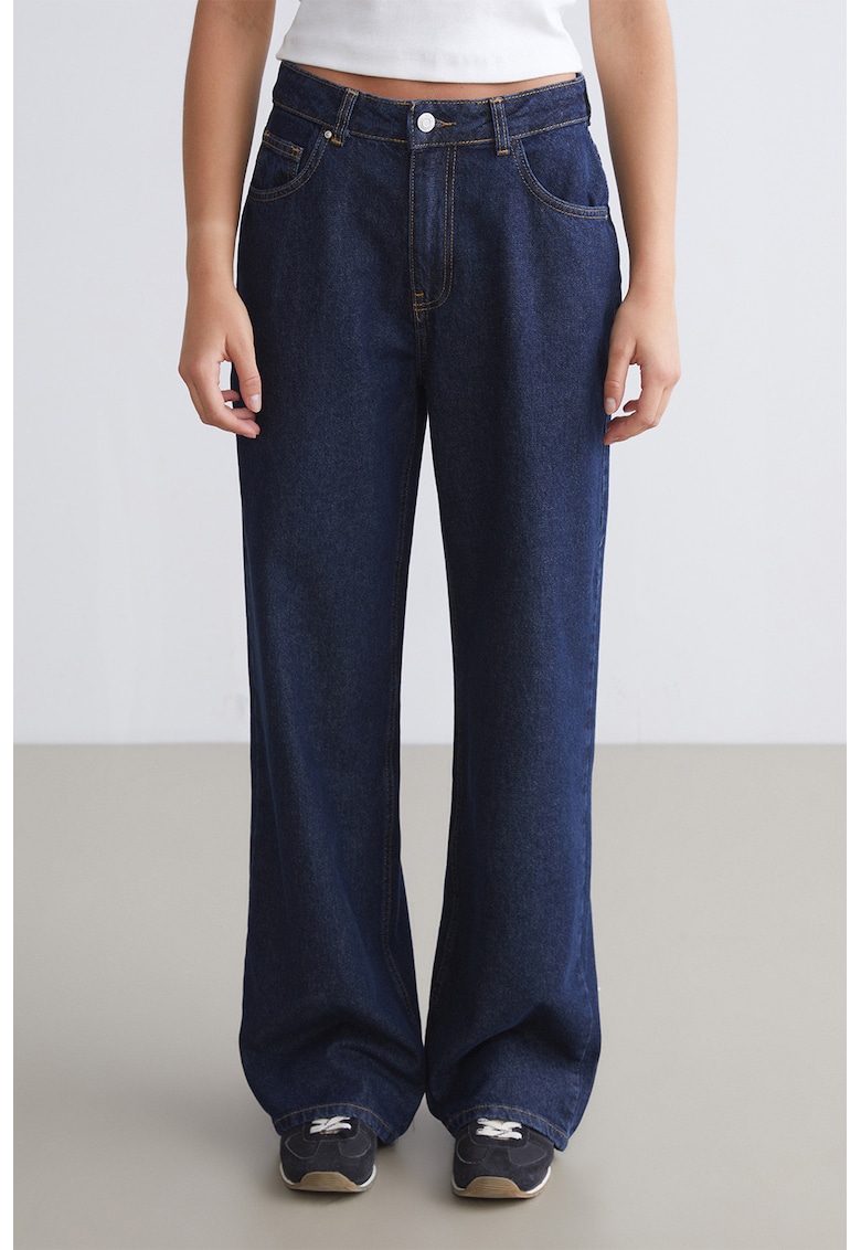 Разкроени памучни дънки със средновисока талия LC WAIKIKI