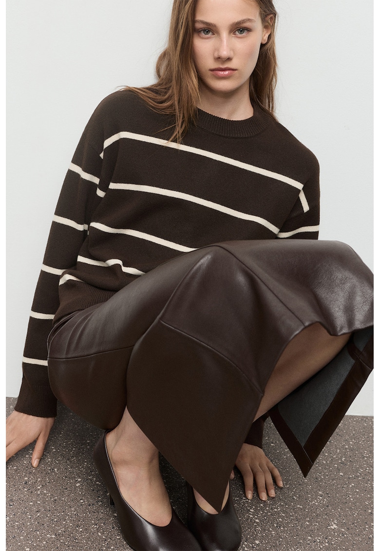 Раиран свободен пуловер Mango