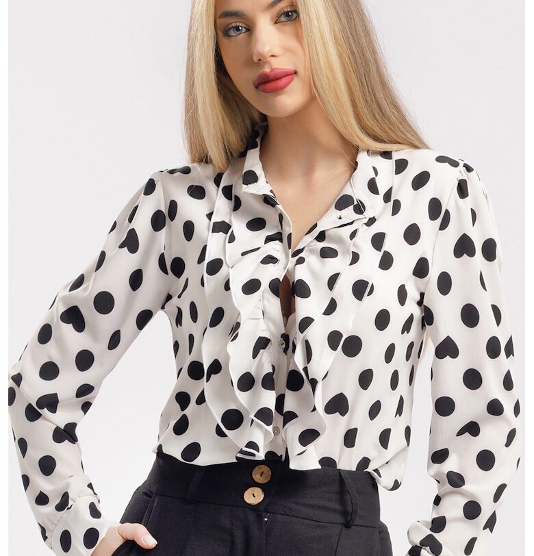 Риза с десен и набирания CAMISSI