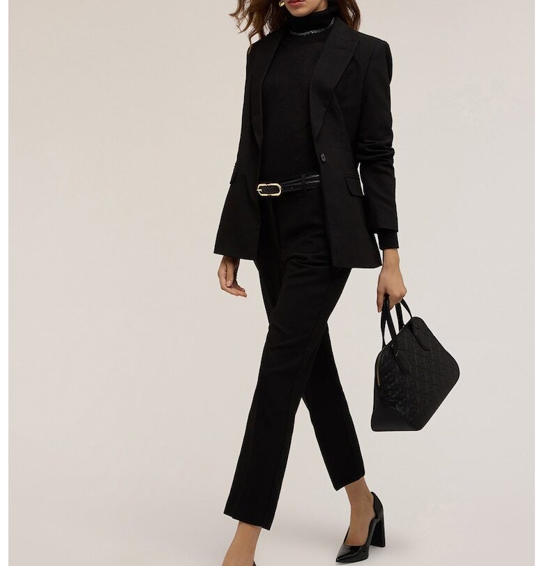 Сако с изчистен дизайн Motivi