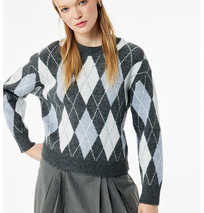 Свободен пуловер с овално деколте KOTON