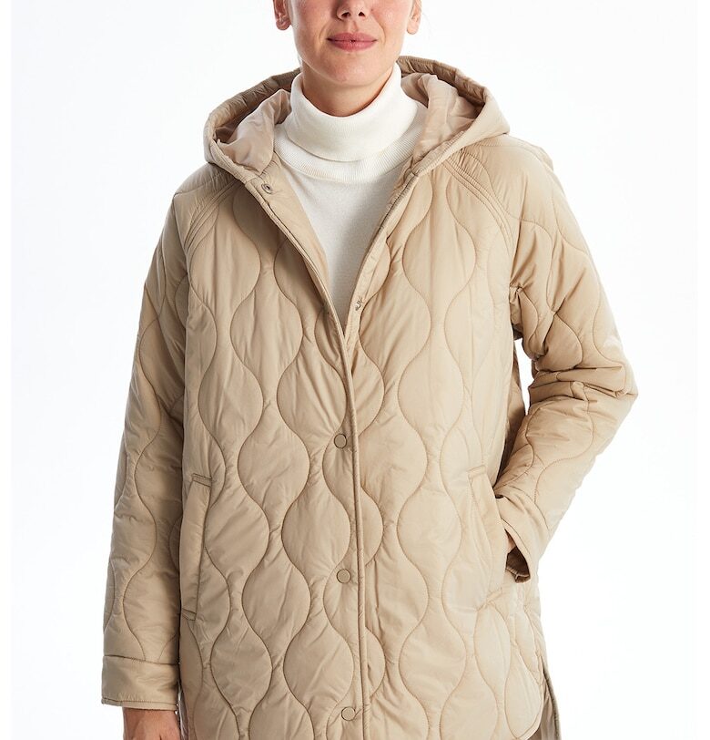 Свободно капитонирано зимно яке LC WAIKIKI