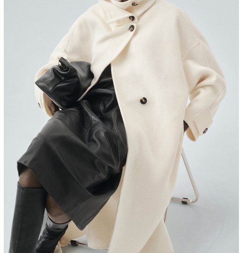 Свободно палто с вълна Mango