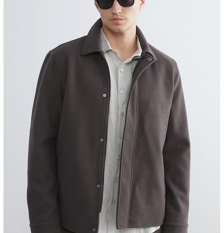 Свободно яке с класическа яка LC WAIKIKI