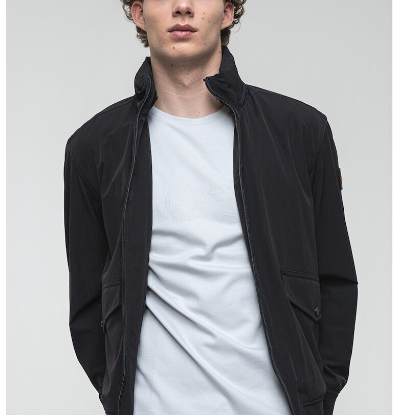 Свободно яке с цип BOSS