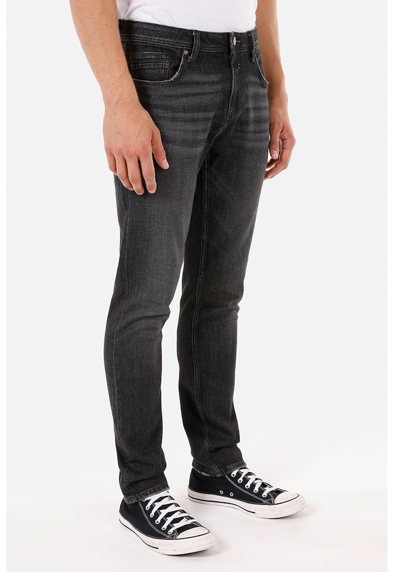 Скини дънки със захабен ефект COLINS