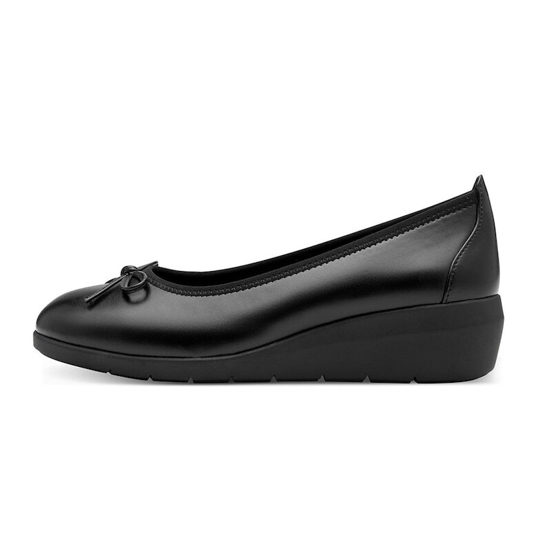 Скосени обувки с овален връх Tamaris Comfort