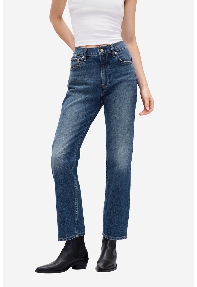 Скъсени прави дънки GAP