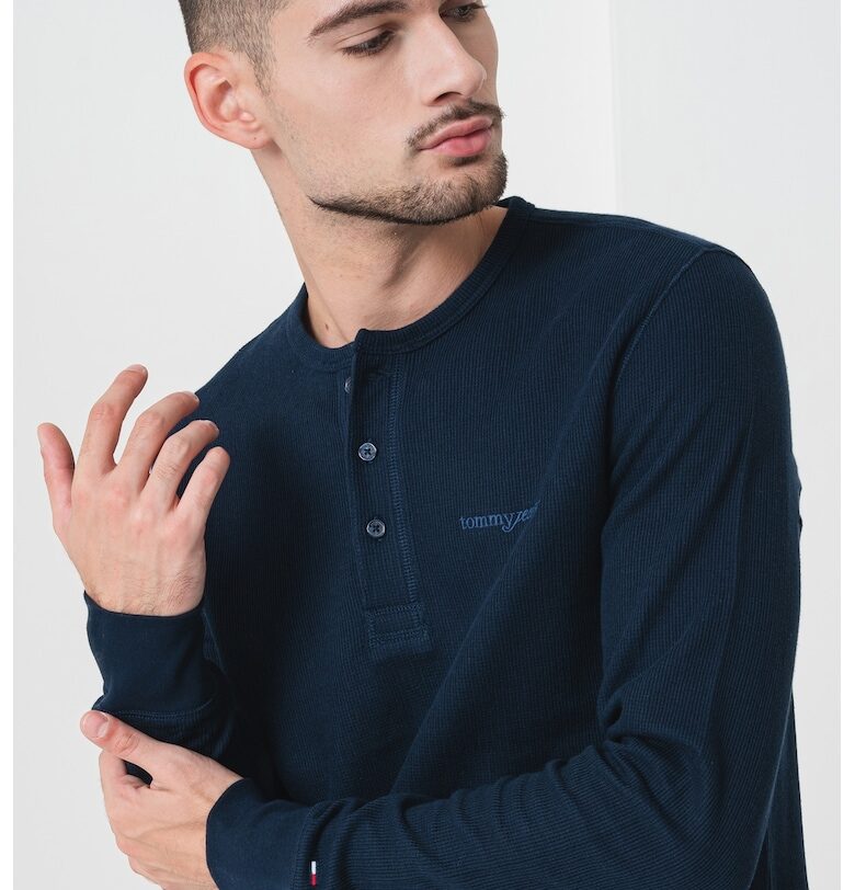 Слим блуза с цепка с копчета Tommy Jeans