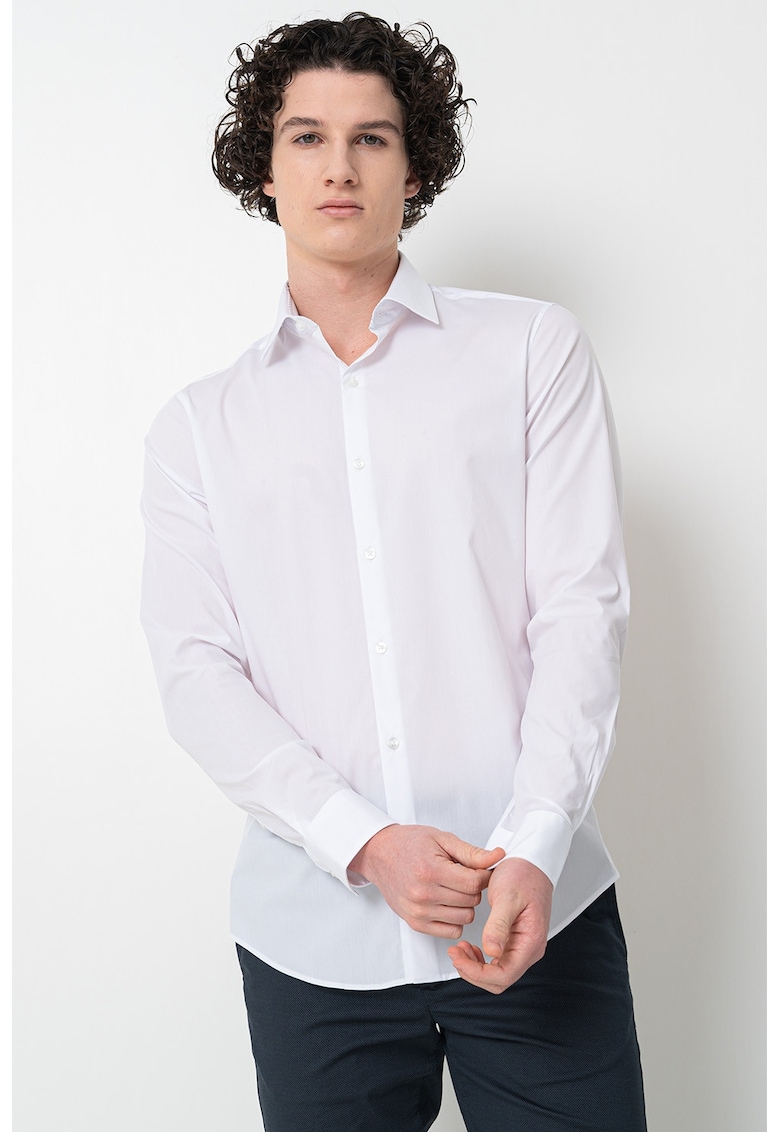 Слим риза с остра яка CALVIN KLEIN