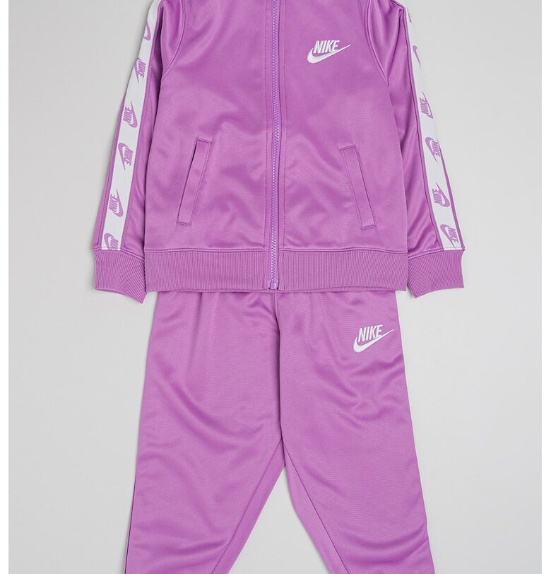 Спортен екип с лого и цип Nike