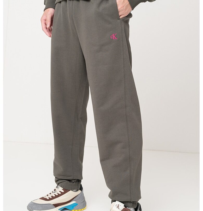 Спортен панталон с еластичен подгъв CALVIN KLEIN JEANS