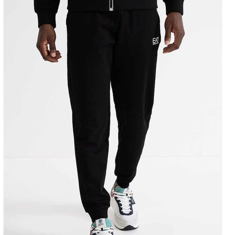 Спортен панталон с еластична талия EA7