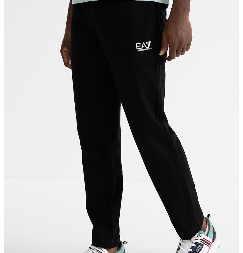 Спортен панталон с еластична талия EA7