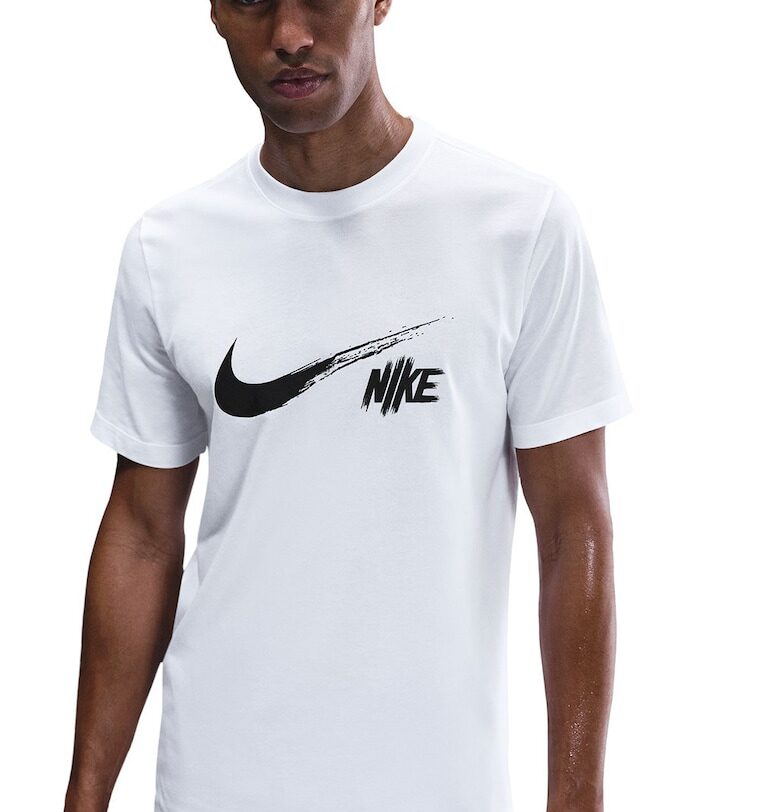 Спортна тениска с Dri-FIT Nike