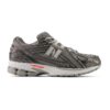 Спортни обувки 1906R с мрежести зони New Balance