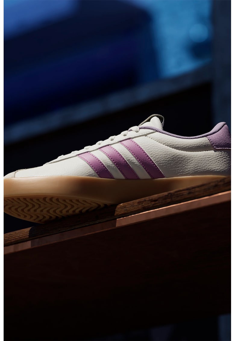 Спортни обувки VL Court 3.0 с велур adidas Sportswear