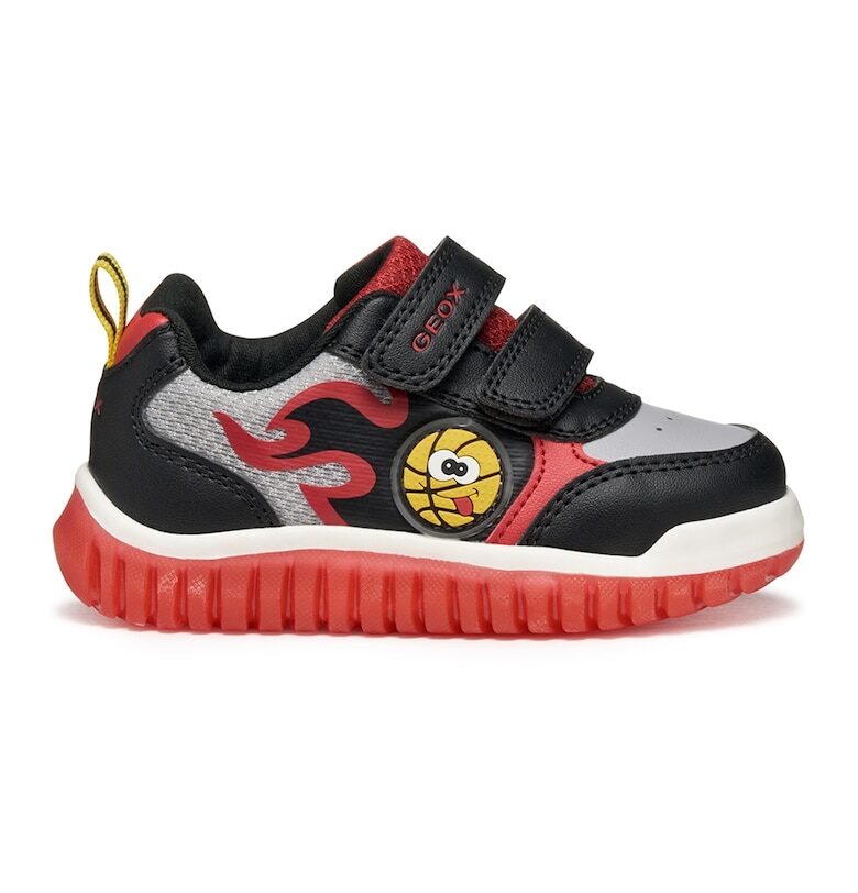 Спортни обувки от еко кожа с велкро Geox