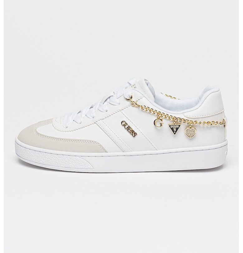 Спортни обувки от еко кожа с верижка GUESS