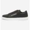 Спортни обувки от еко кожа с лого и цип GUESS