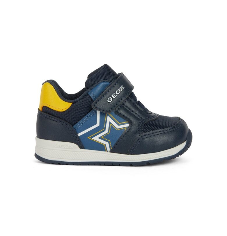 Спортни обувки от еко кожа с текстил Geox