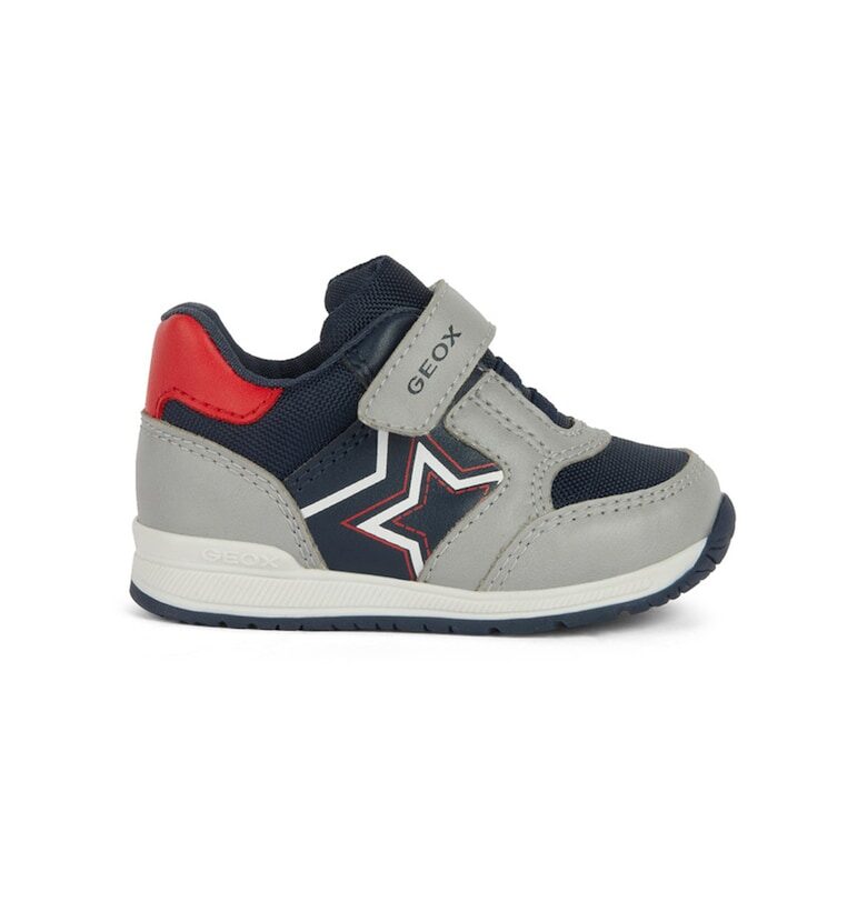 Спортни обувки от еко кожа с текстил Geox