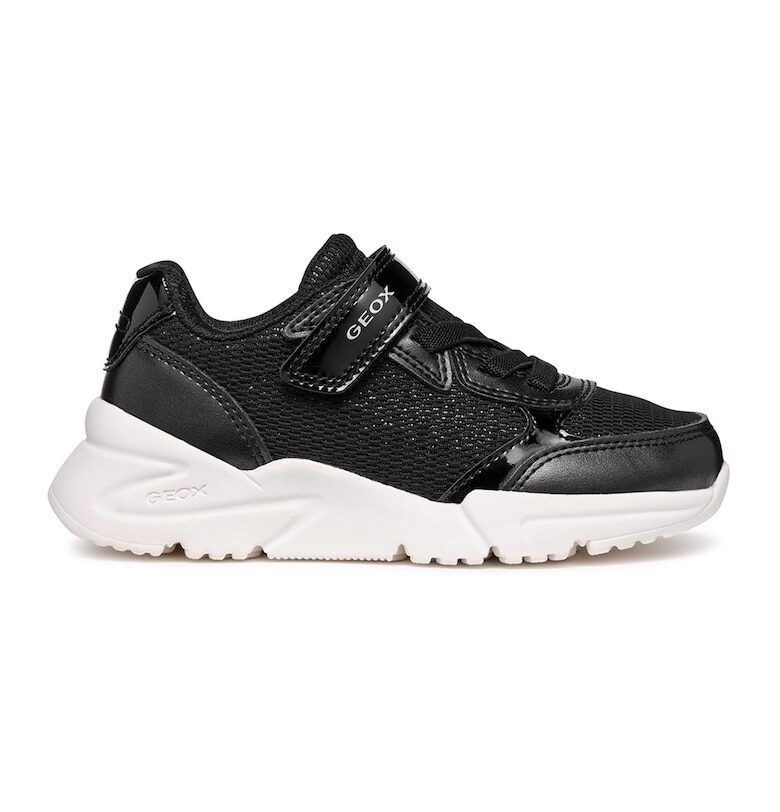 Спортни обувки с велкро и еко кожа Geox